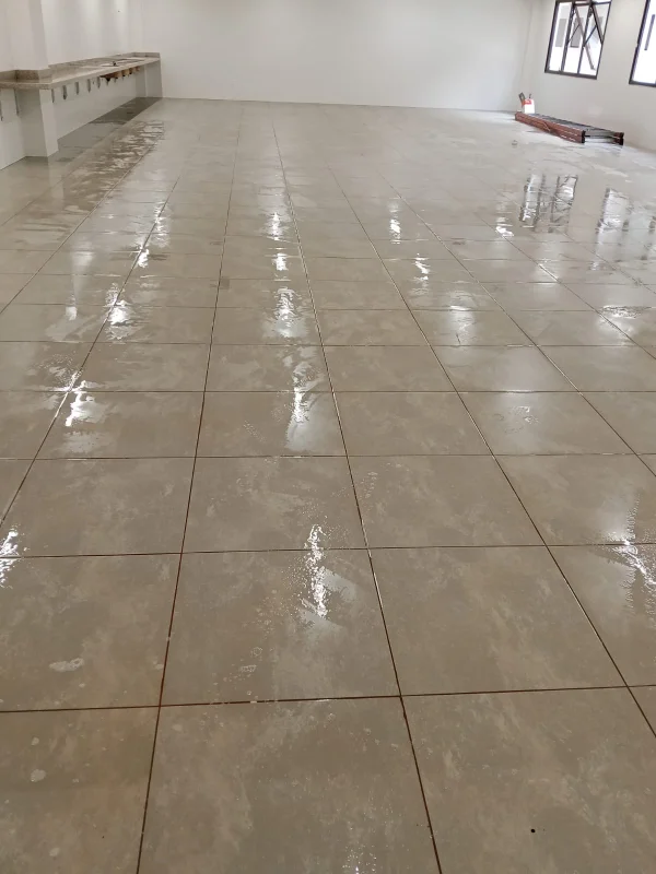 limpeza para galpões em construção